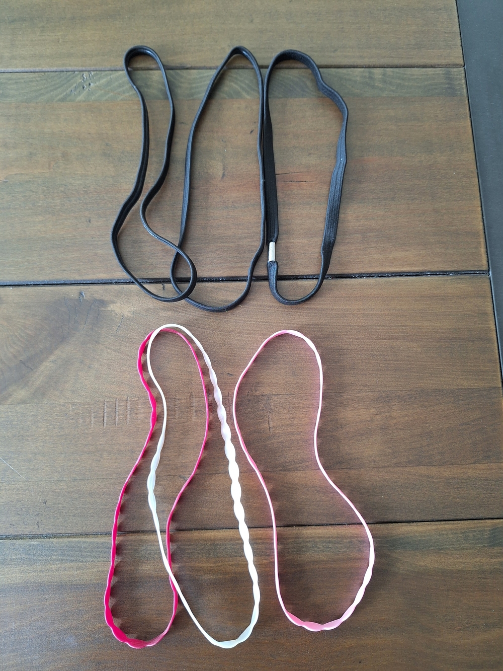 Assorted Women's Stretch Headbands — Black, Pink, White